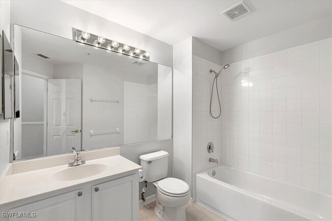 property at 839 Hampton Cir