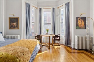 171 Beacon St, Unit 2R in Boston, MA - Building Photo - Building Photo