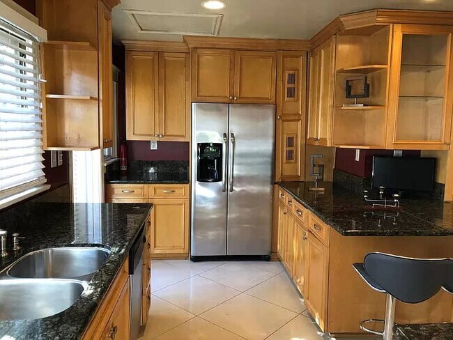 property at 1941 Holly Dr