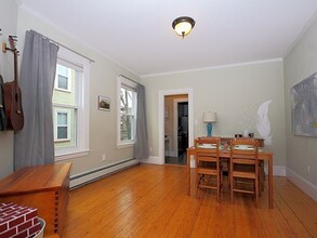 21 Boynton St, Unit 2 in Boston, MA - Building Photo - Building Photo