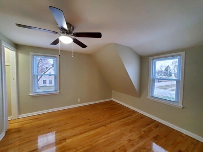4137 W 99th Pl in Oak Lawn, IL - Foto de edificio - Building Photo