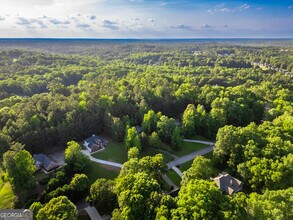 4085 Fawn Valley Dr in Loganville, GA - Building Photo - Building Photo