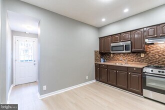 1905 Waterloo St in Philadelphia, PA - Building Photo - Building Photo