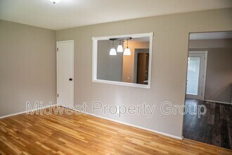 7316 Landi Ct in Hazelwood, MO - Building Photo - Building Photo