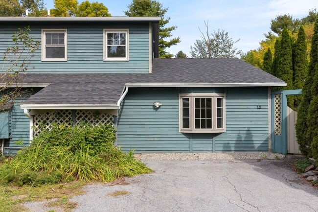 12 Brickyard Rd in Essex Junction, VT - Building Photo - Building Photo