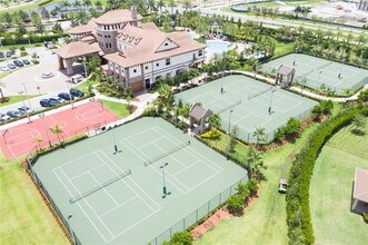 9051 Edgewater Bend-Unit -#9051 in Parkland, FL - Building Photo - Building Photo