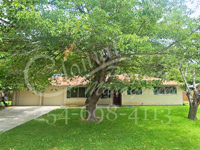 property at 3306 Chisholm Trail