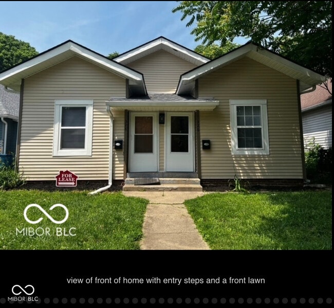 property at 328 W 40th St