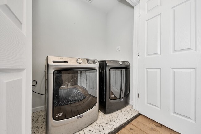property at 2811 Winbern St