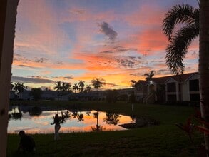 1830 Brantley Rd, Unit J1 in Ft. Myers, FL - Foto de edificio - Building Photo