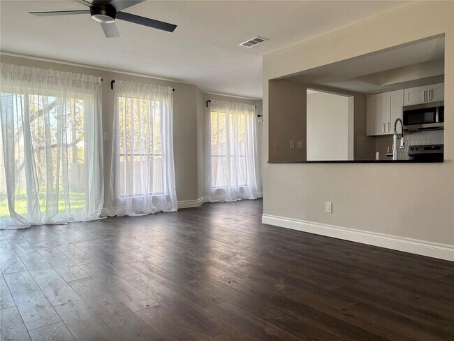 13335 Water Oak Ln in Austin, TX - Foto de edificio - Building Photo
