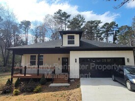4401 Sims Rd in Ellenwood, GA - Building Photo