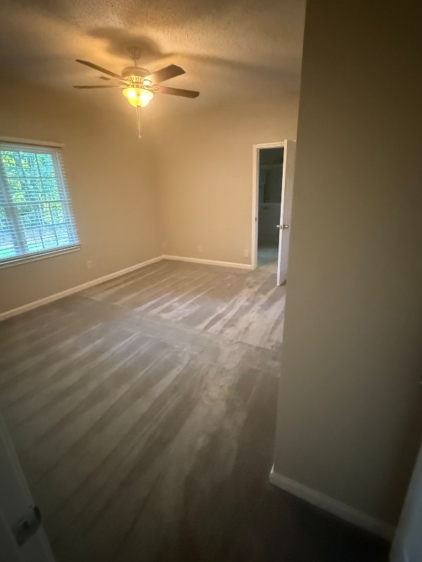 345 Deerwood Dr in Suwanee, GA - Foto de edificio - Building Photo