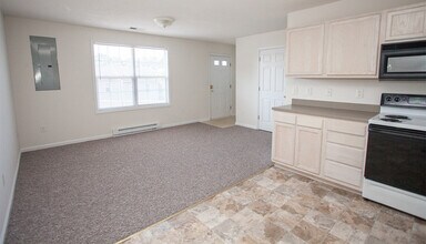 1334 Devon Ln in Harrisonburg, VA - Building Photo - Building Photo