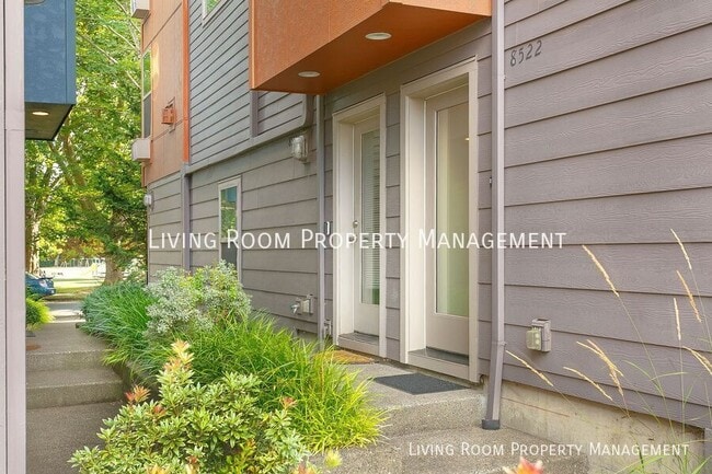 8522 N Central St in Portland, OR - Foto de edificio - Building Photo
