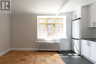 398 Avenue Rd in Toronto, ON - Building Photo - Building Photo