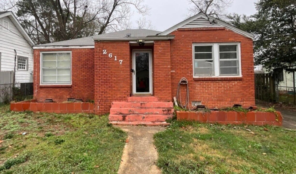 2617 Cherry St in Montgomery, AL - Building Photo