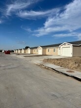 420 W Rodeo Rd Ave in North Platte, NE - Building Photo - Building Photo