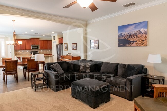 1360 Rawlings Ln in Lincoln, CA - Building Photo - Building Photo