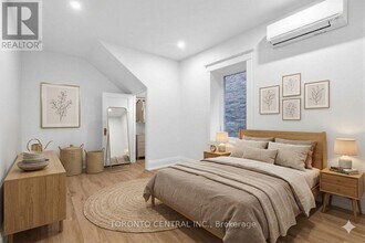 171 Parkside Dr in Toronto, ON - Building Photo - Building Photo