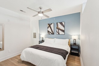 2901 Indiana St in Dallas, TX - Building Photo - Building Photo