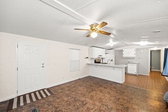 25270 Pompano Dr in Elberta, AL - Building Photo - Building Photo