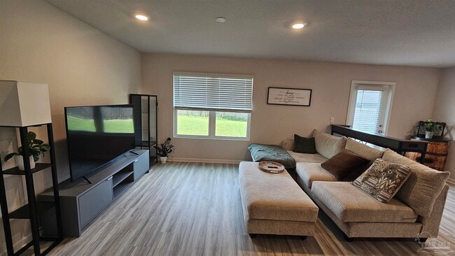 4326 Redbay Ct in Milton, FL - Building Photo - Building Photo