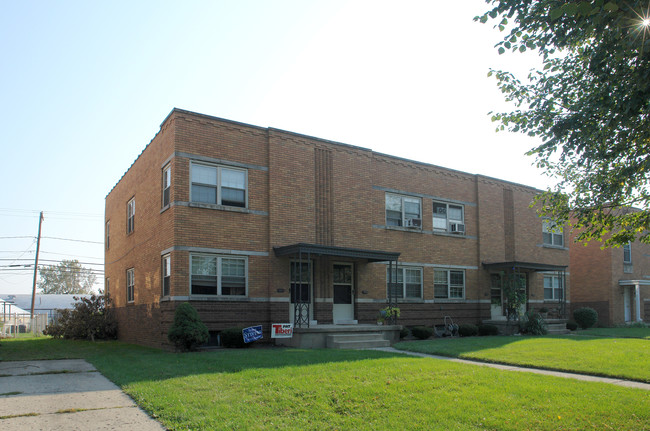 970-976 Northwest Blvd in Columbus, OH - Building Photo - Building Photo