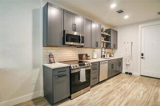 1330 Fairmont Ave NW in Atlanta, GA - Building Photo - Building Photo