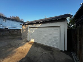 1513 E Fedora Ave in Fresno, CA - Building Photo - Building Photo