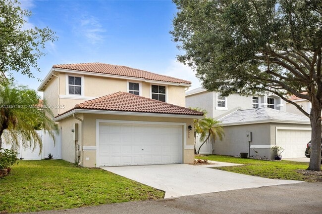 15141 SW 49th St in Davie, FL - Building Photo - Building Photo