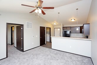 Garden Villas Apartments in Sioux Falls, SD - Foto de edificio - Interior Photo