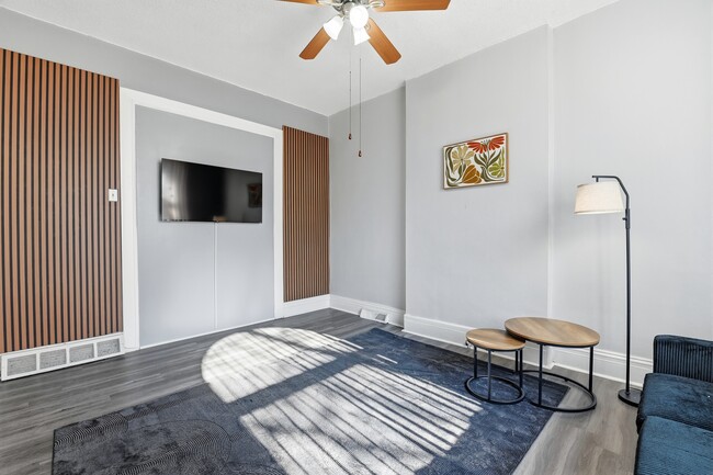 2711 Allen Ave, Unit Furnished  in Fox park in St. Louis, MO - Foto de edificio - Building Photo