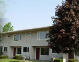Townhomes at 28th in Columbus, IN - Building Photo