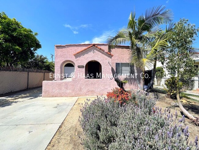 property at 1411 E Poppy St