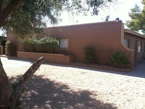 2540 N 17th Way in Phoenix, AZ - Building Photo - Building Photo