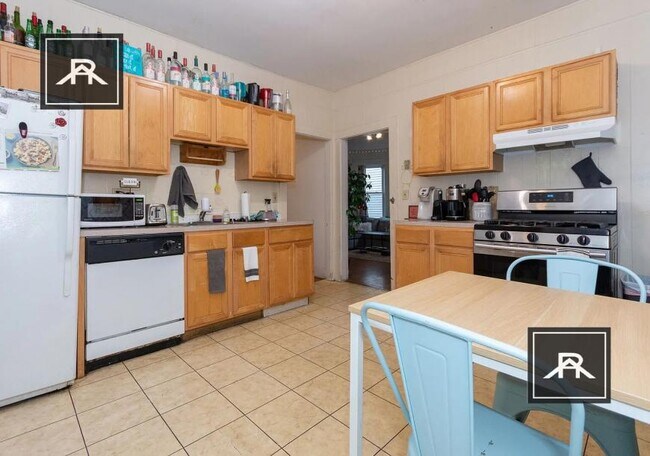 property at 7 Gardner St
