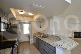 7950 E Starlight Way in Scottsdale, AZ - Building Photo - Building Photo