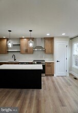 8107 Spruce Mill Dr in Yardley, PA - Building Photo - Building Photo