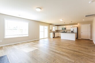 415 Pollyanna Dr in Greenville, SC - Building Photo - Building Photo