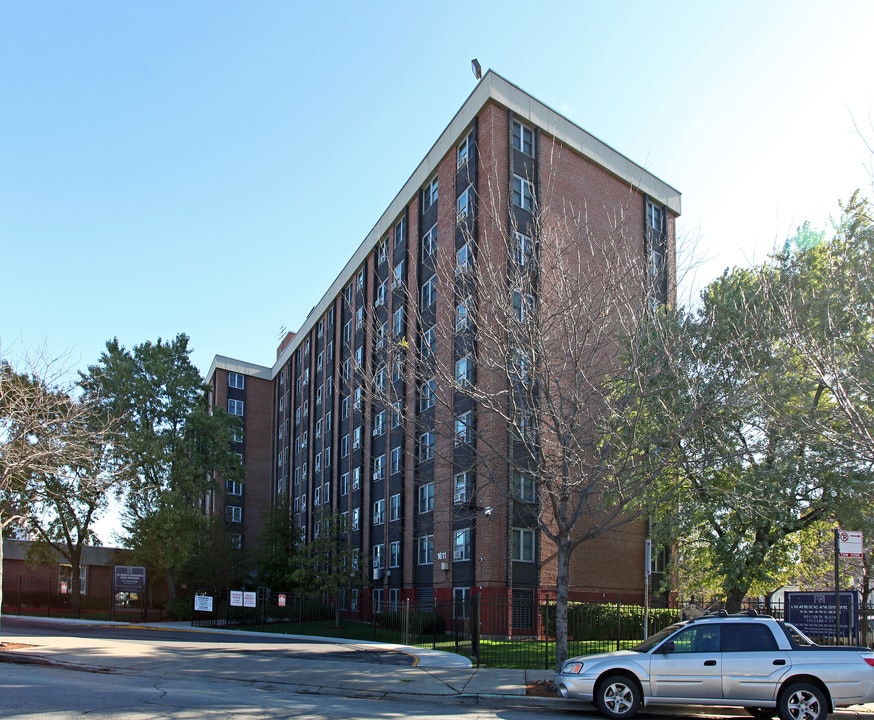 Las Americas Apartamentos (Racine Apartments) in Chicago, IL - Foto de edificio