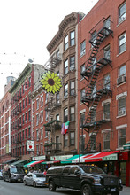 169 Mulberry St in New York, NY - Building Photo - Building Photo