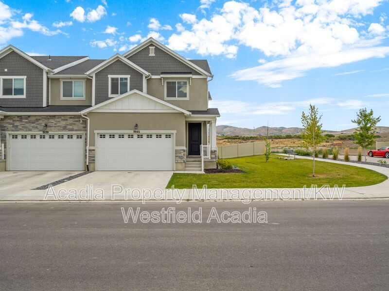 1945 N 4260 W in Lehi, UT - Building Photo