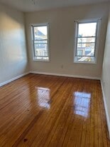 18 Noll Pl in Newark, NJ - Building Photo