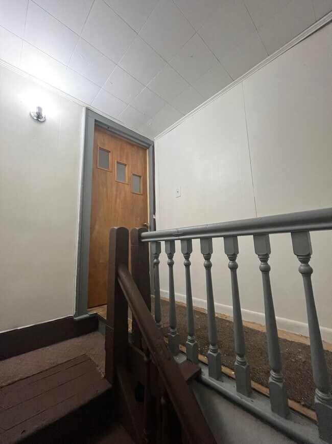 13 Cross St-Unit -2 in Auburn, NY - Building Photo - Building Photo