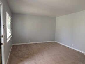 43 Lester Ave in San Jose, CA - Building Photo - Building Photo