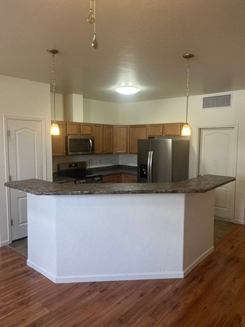 property at 613 Zenith Ln