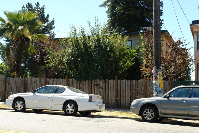 2130 Ashby Ave in Berkeley, CA - Building Photo - Building Photo