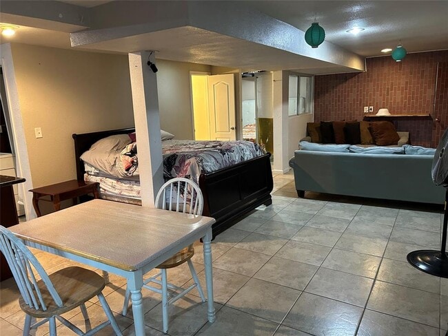 5424 Ave S in Galveston, TX - Building Photo - Building Photo