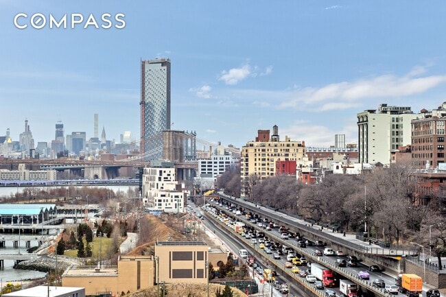 360 Furman St in Brooklyn, NY - Building Photo - Building Photo